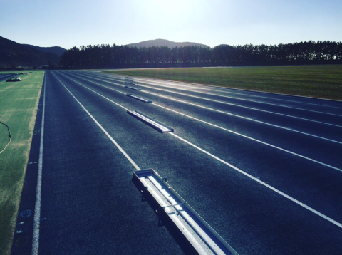 愛知県-陸上競技場-ライン塗装